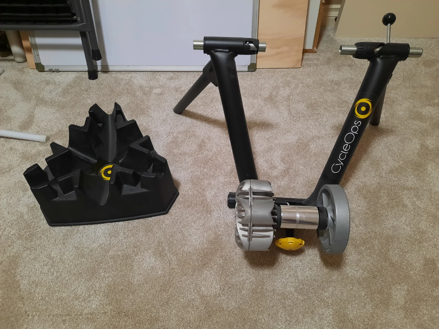 CycleOps bike trainer and trainer block