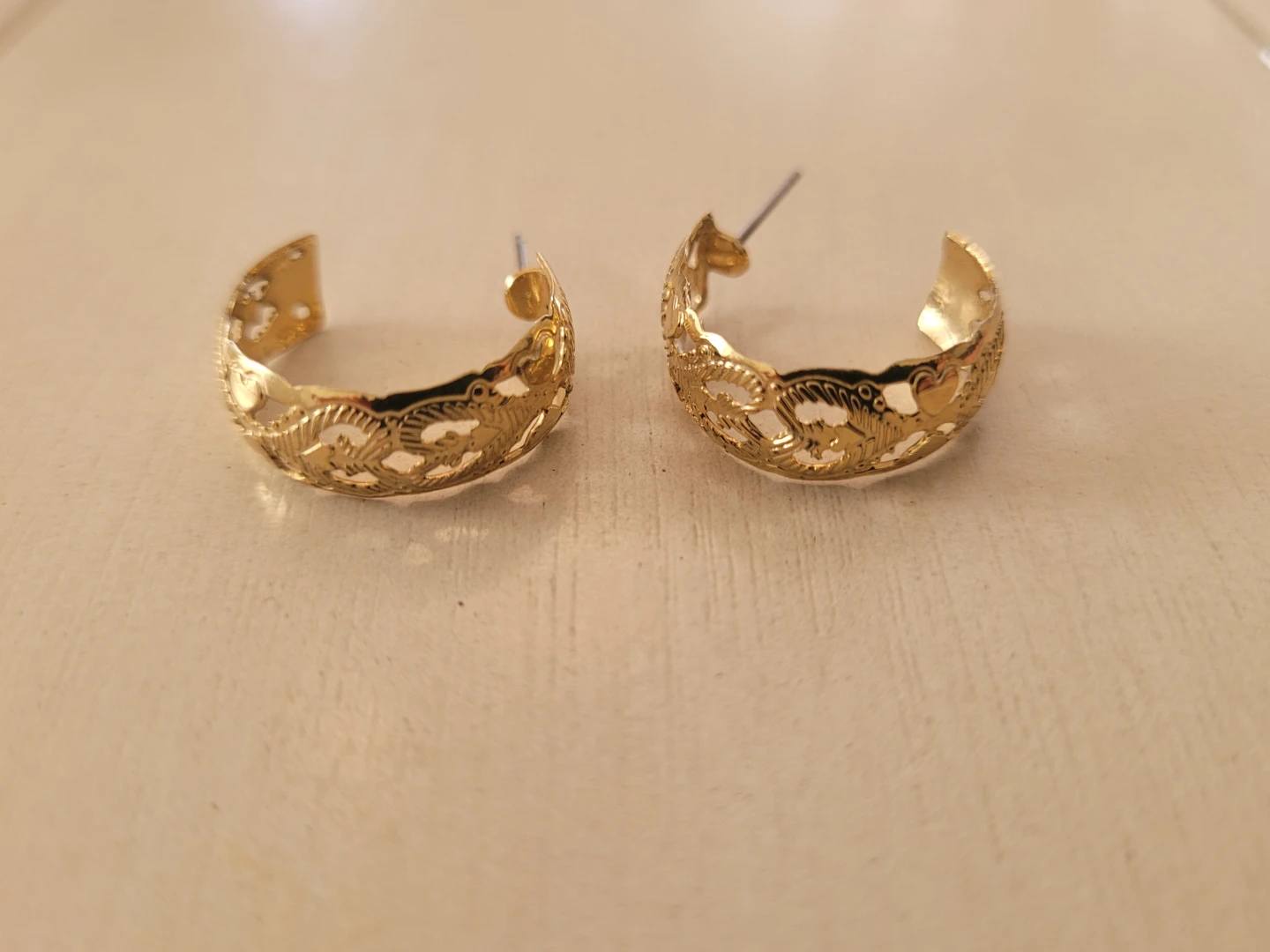 Gold Tone Filigree Hoop Earrings