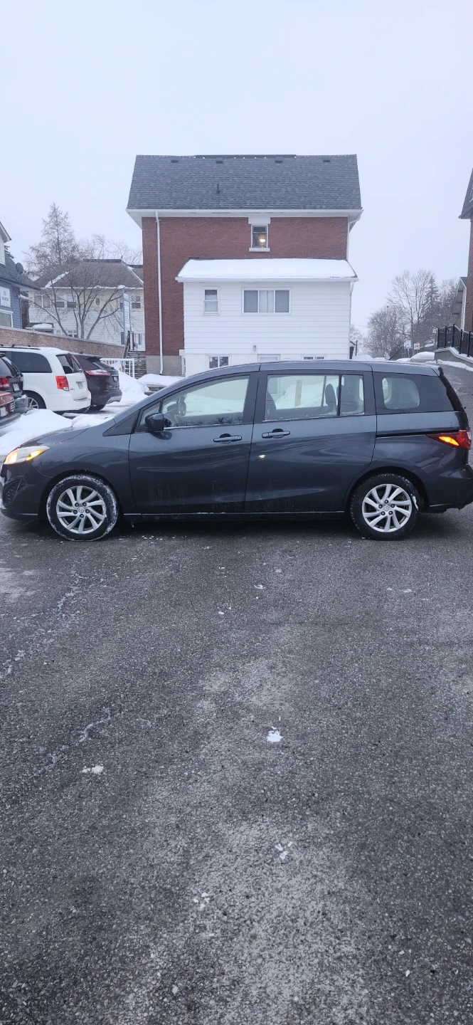 Mazda 5 2012