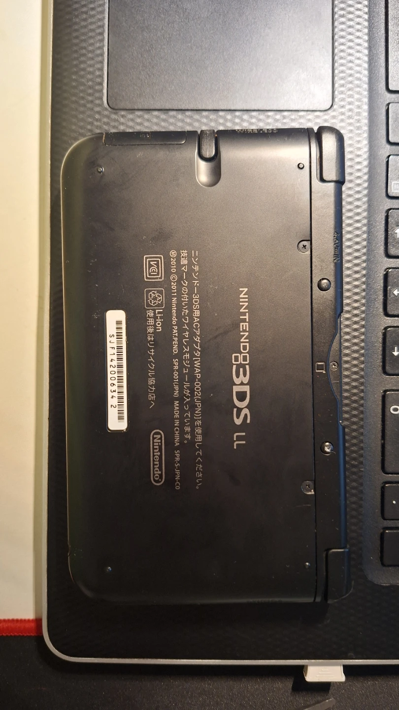 Nintendo 3DS LL Console - photo 5