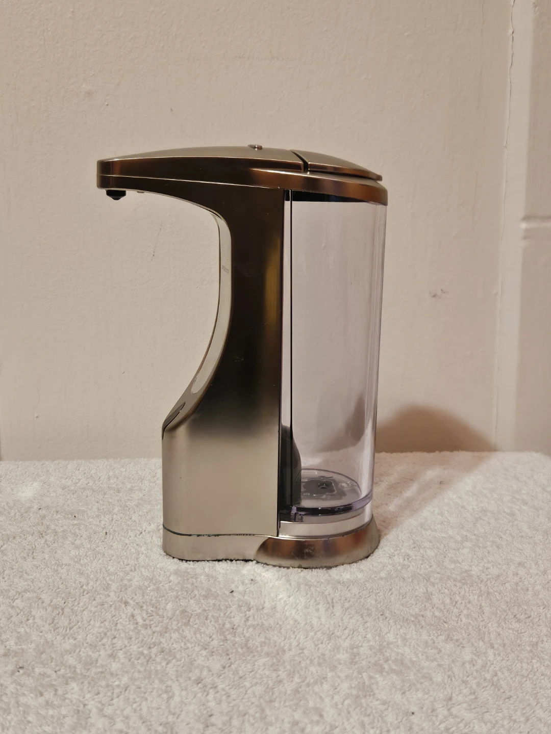 Battery operated soap dispenser - photo 3