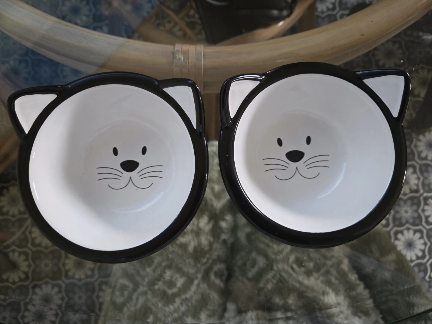 Set of 2 Cat Face Ceramic Bowls - photo 2