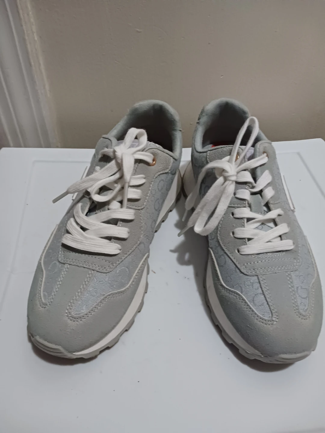 women's shoes