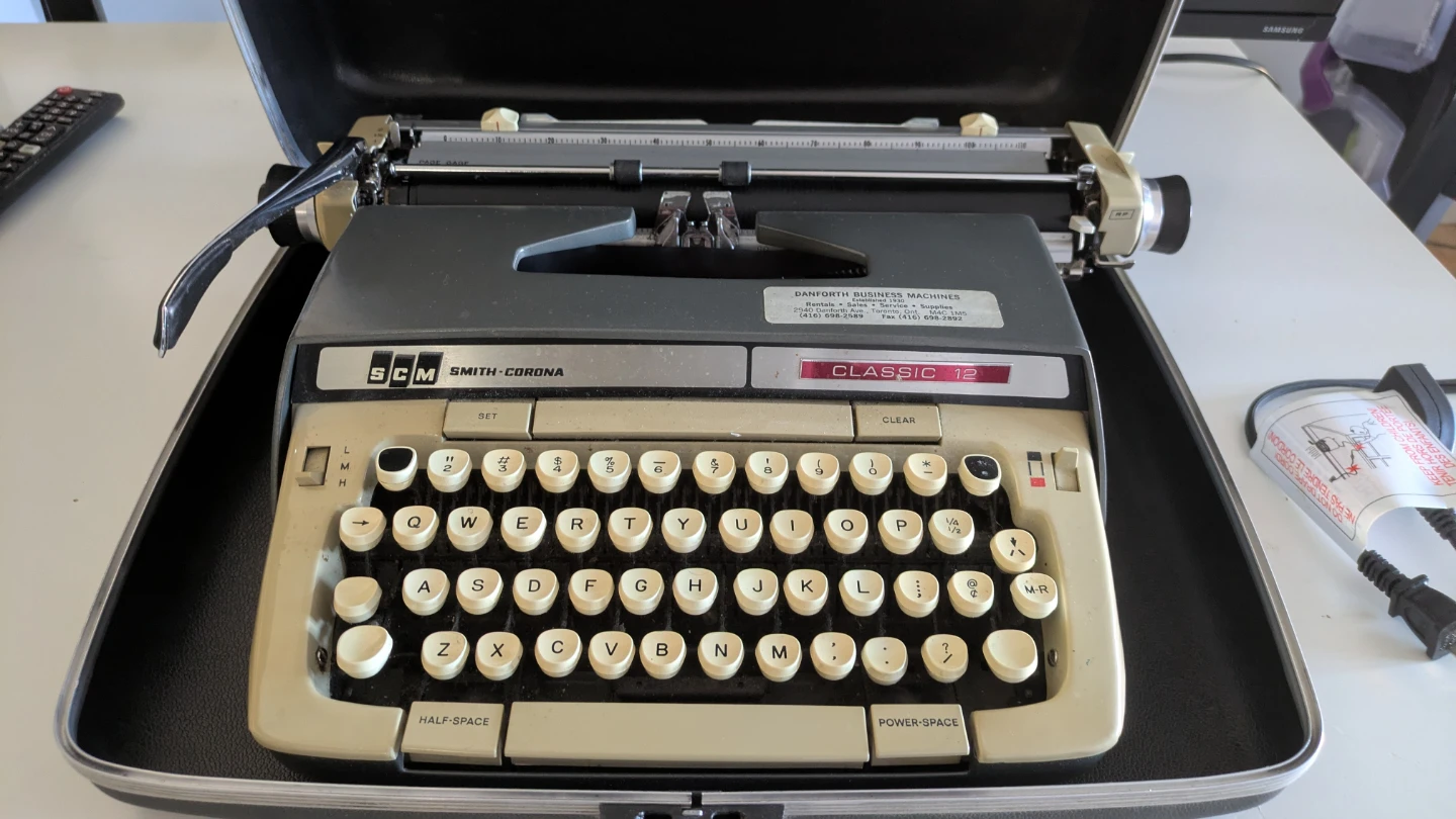 Smith-Corona Classic 12 Typewriter - photo 3