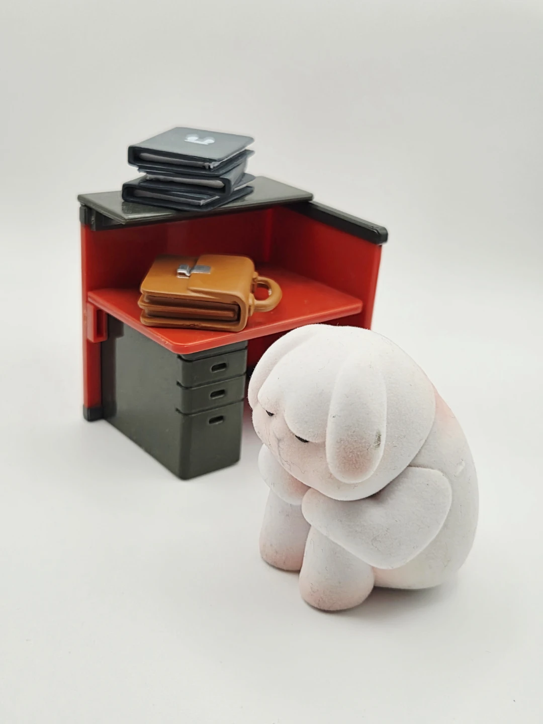 🏆Toy Desk with Accessories and Figure - photo 3