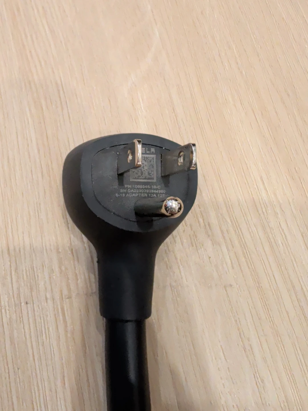 Tesla "5-15" Mobile charging adapter - photo 2