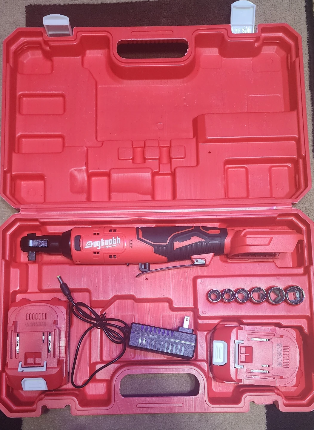 Dogtooth Cordless Ratchet Wrench Kit with 2 Batteries