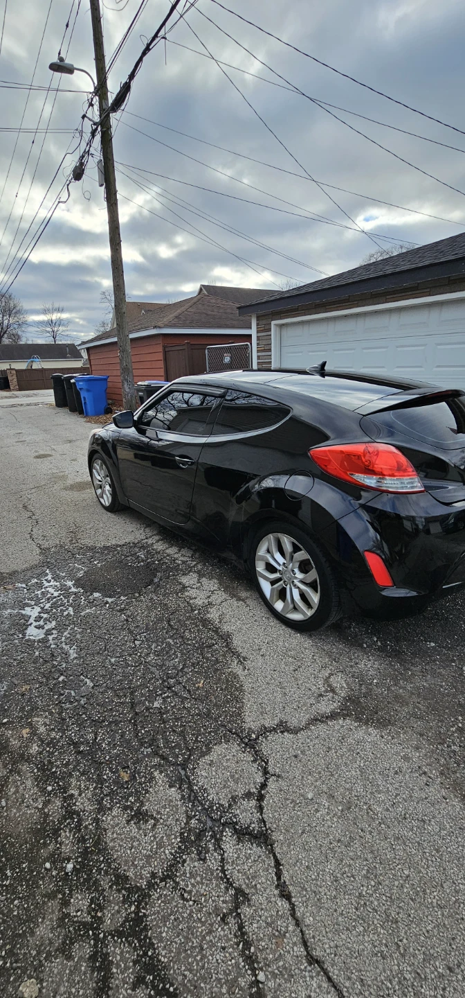 Hyundai Veloster - photo 3