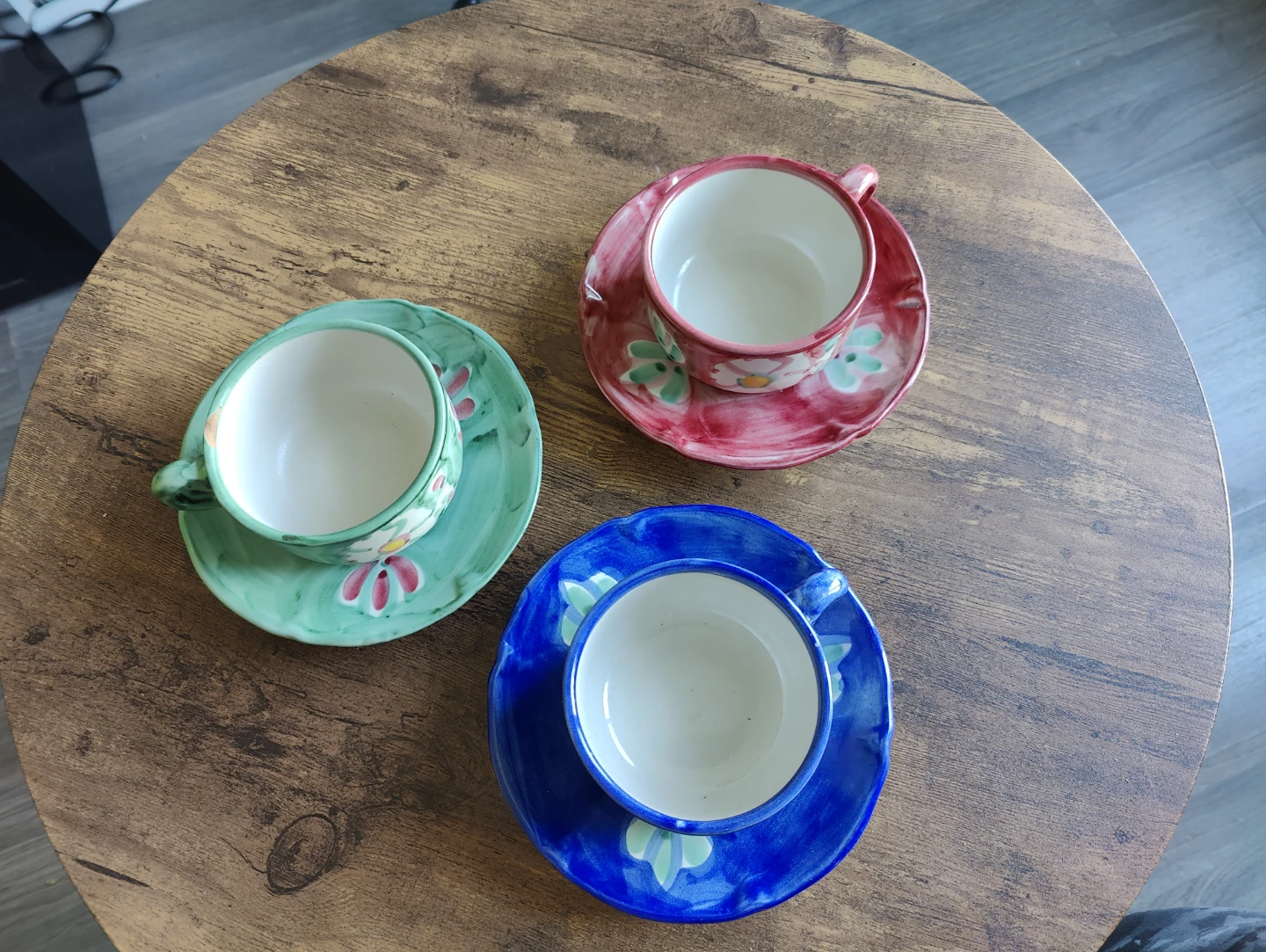 Set of 3 Hand-Painted Ceramic Tea Cups and Saucers - photo 3