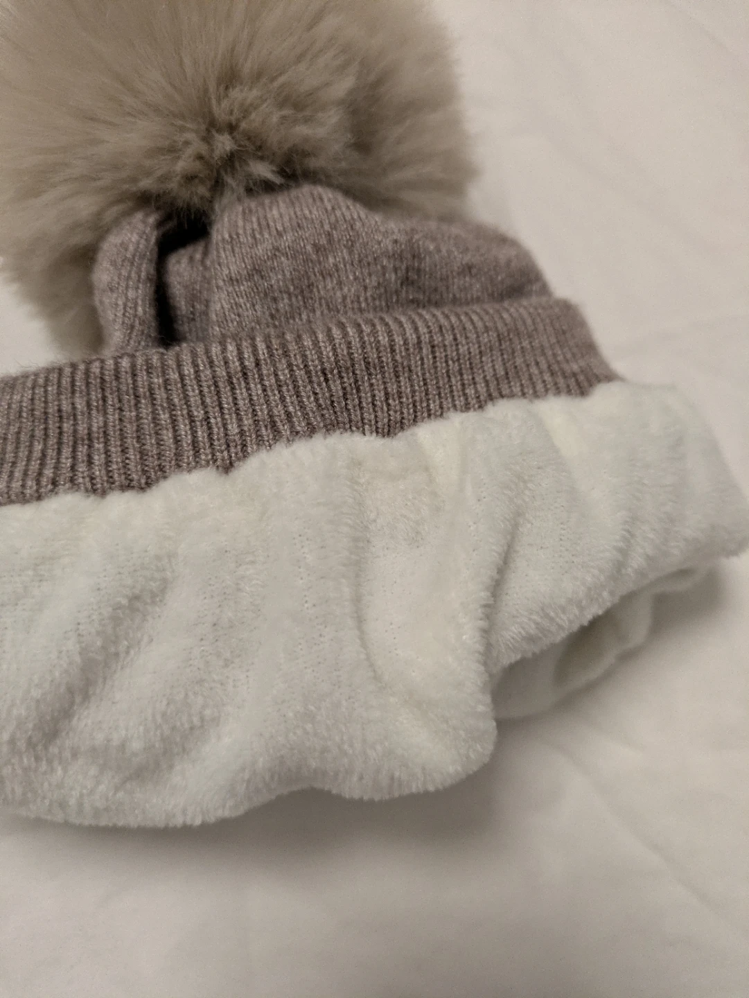 Cozy Pom Pom Winter Beanie Newborn/0-3months - photo 2