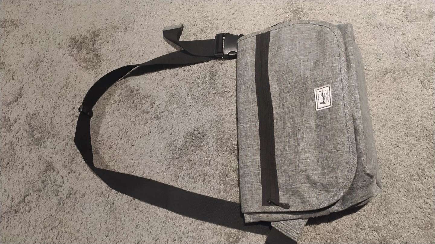 Herschel Messenger ,Laptop Bag. - photo 2