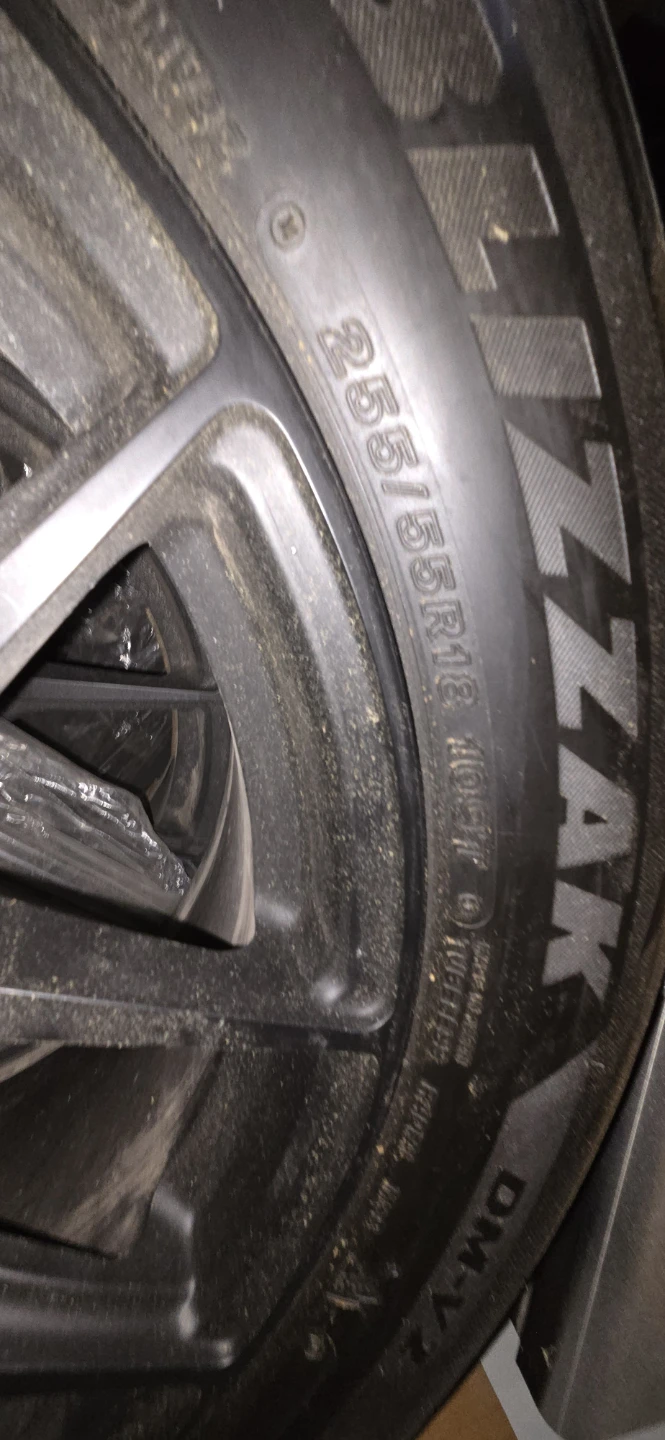 Set of 4 BMW Winter Tires and Rims🧡 - photo 2