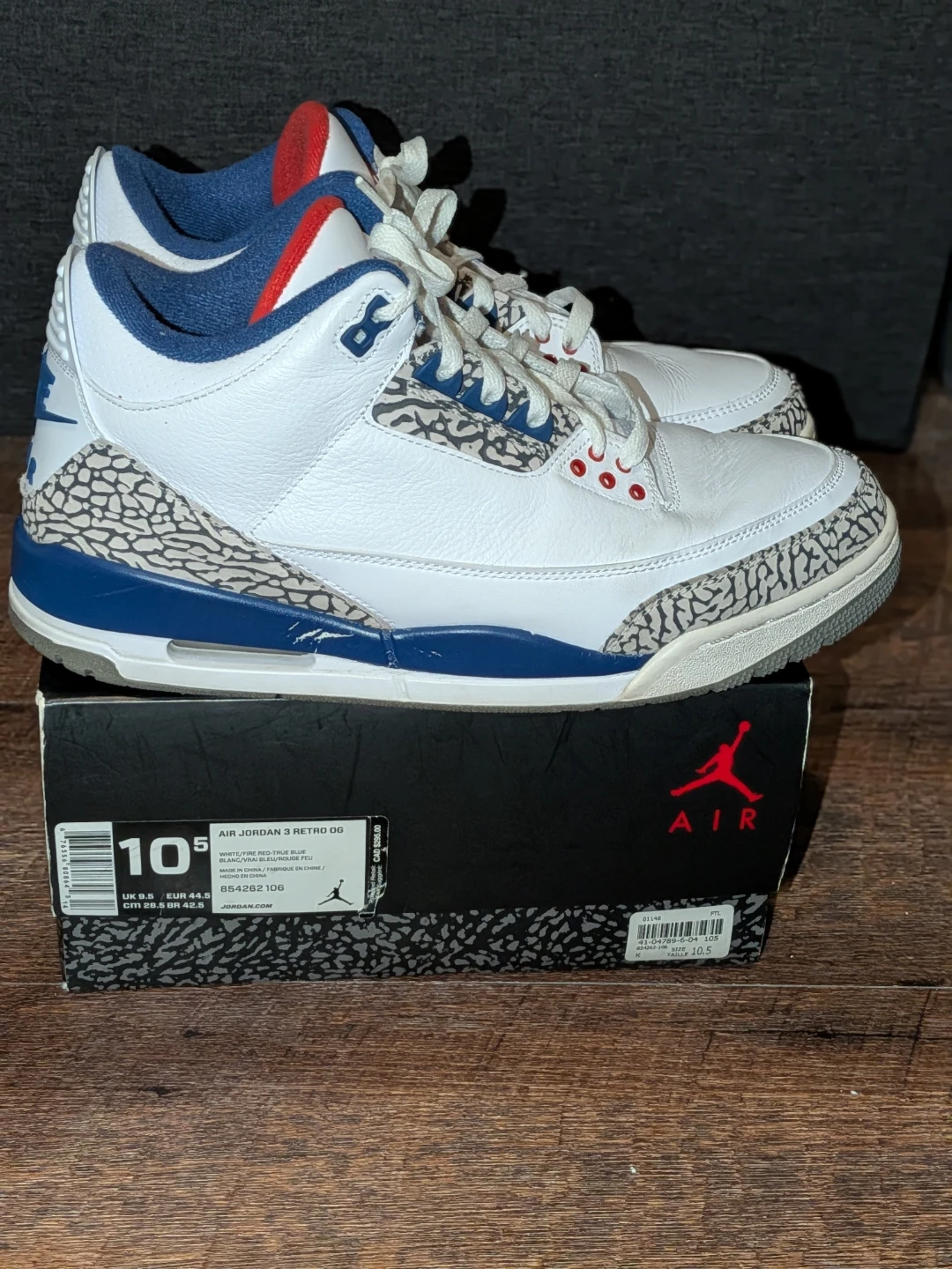 Air Jordan 3 Retro OG 'True Blue' Sneakers - photo 2
