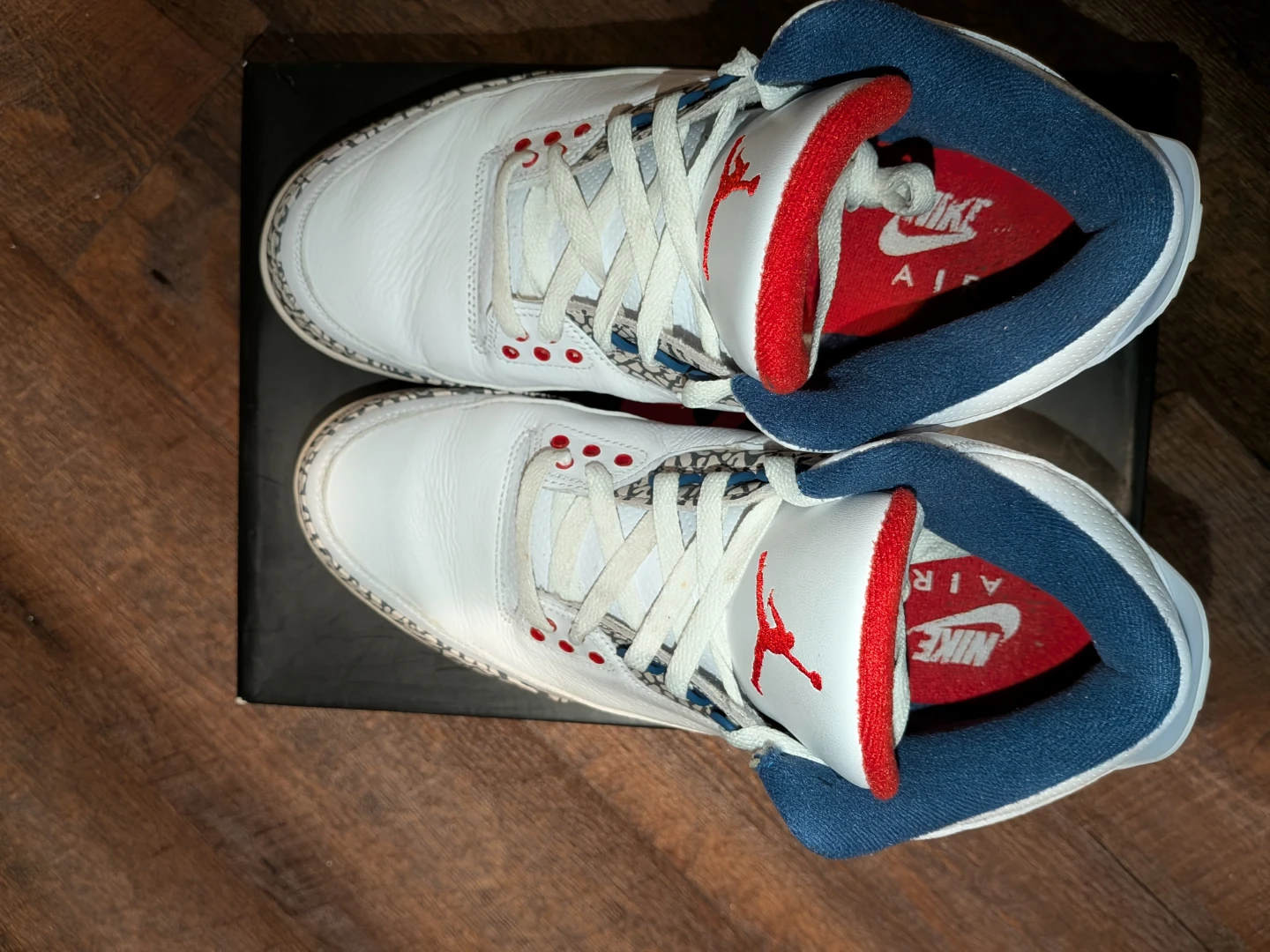 Air Jordan 3 Retro OG 'True Blue' Sneakers - photo 4