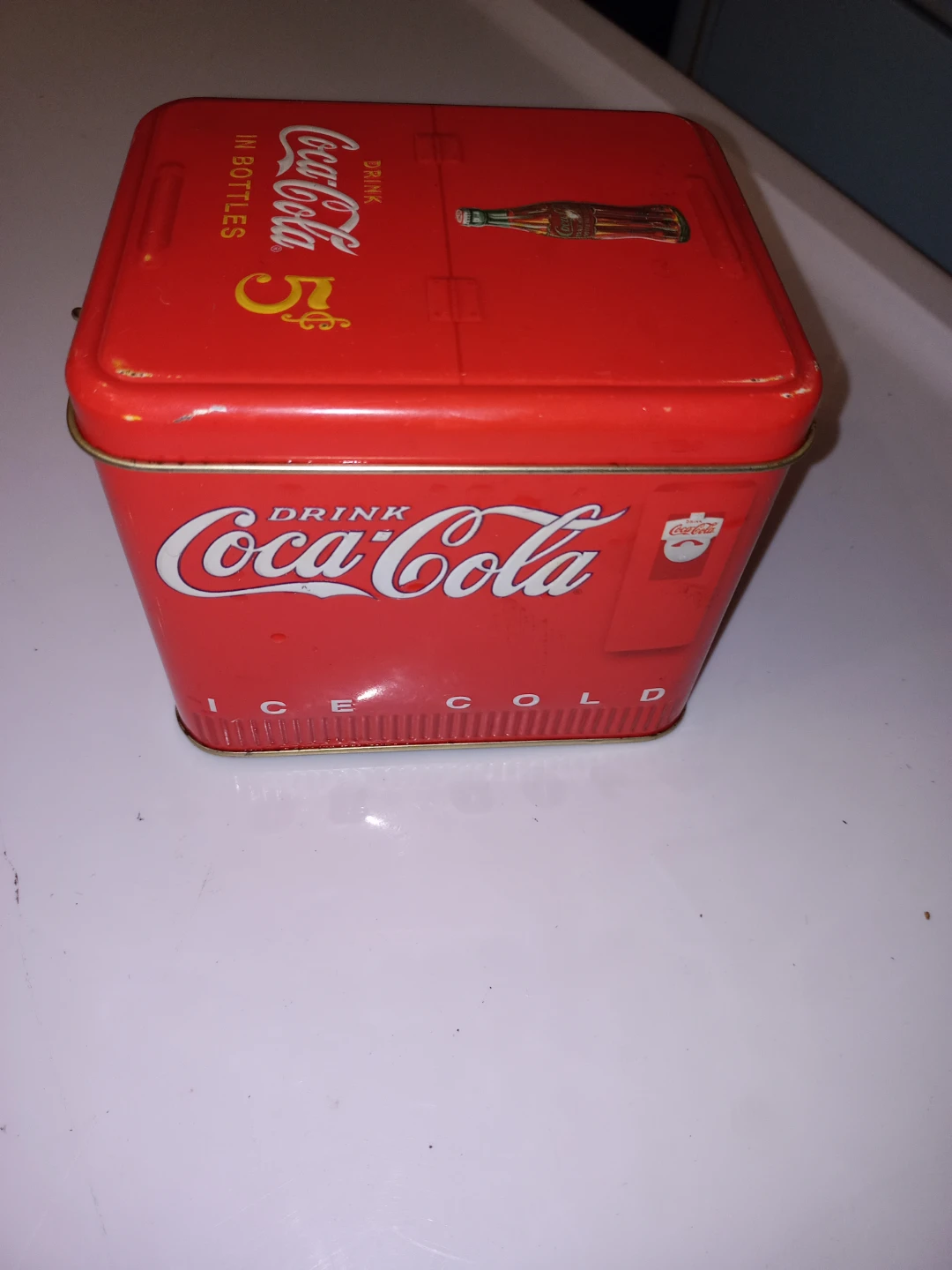 Coca Cola Collectible Tin - photo 3