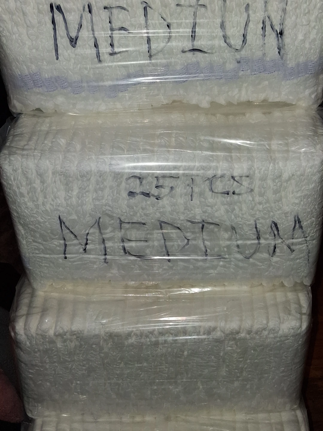 Medium Diapers (25 Count)