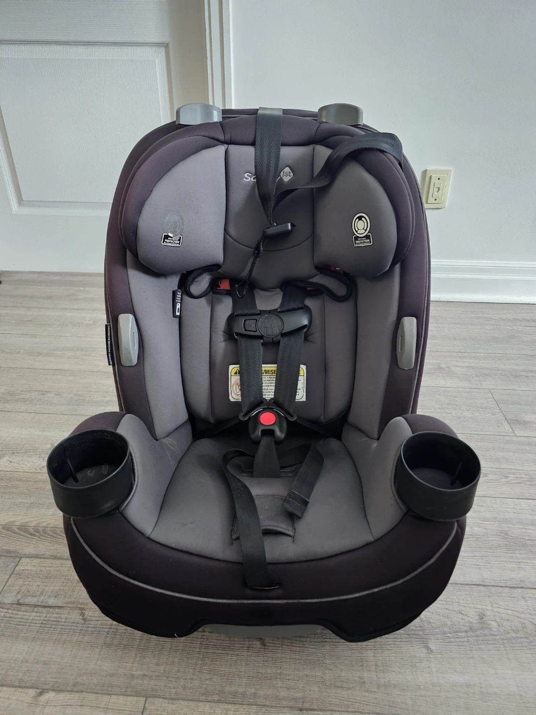 Safety 1st Car Seat -  3in1 grow and go