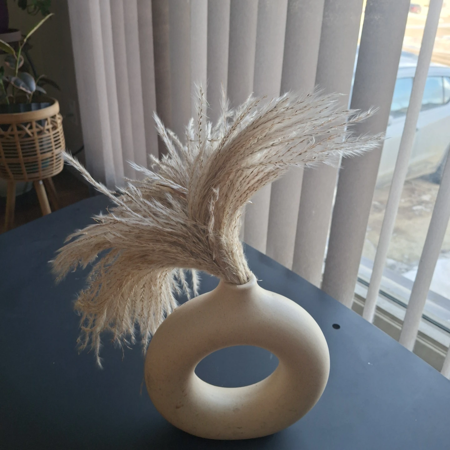 Modern Vase with Pampas Grass - photo 2