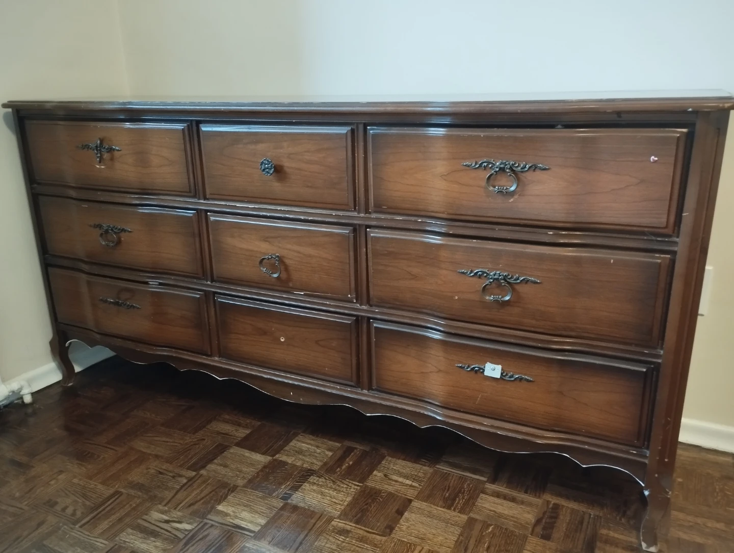 Wooden Dresser with 9 Drawers