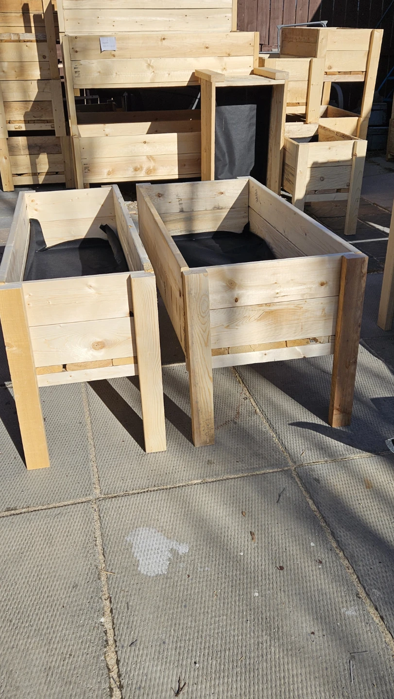 Hand Craft Raised Planter Boxes available in different sizes - photo 4