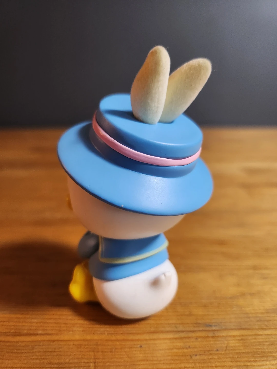 Disney Donald Duck Easter Bunny Figure - photo 2