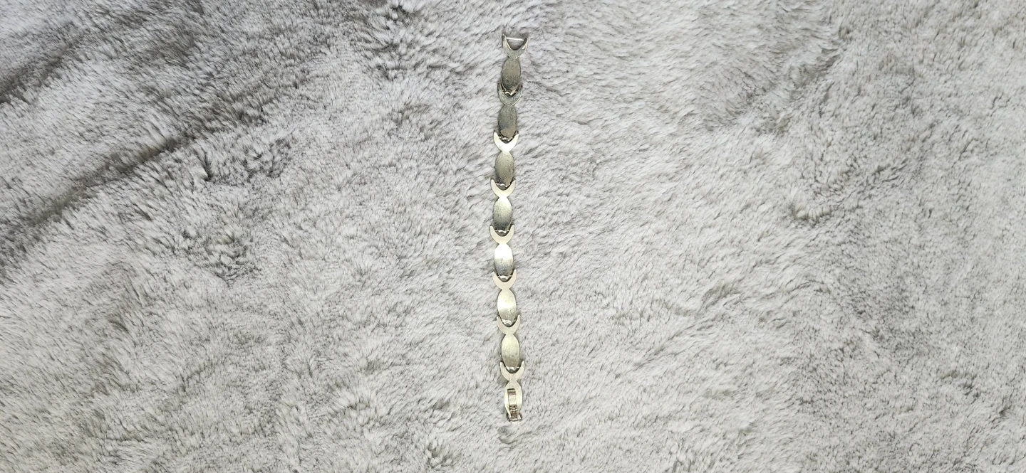 Sterling Silver Fish Link Bracelet - photo 4