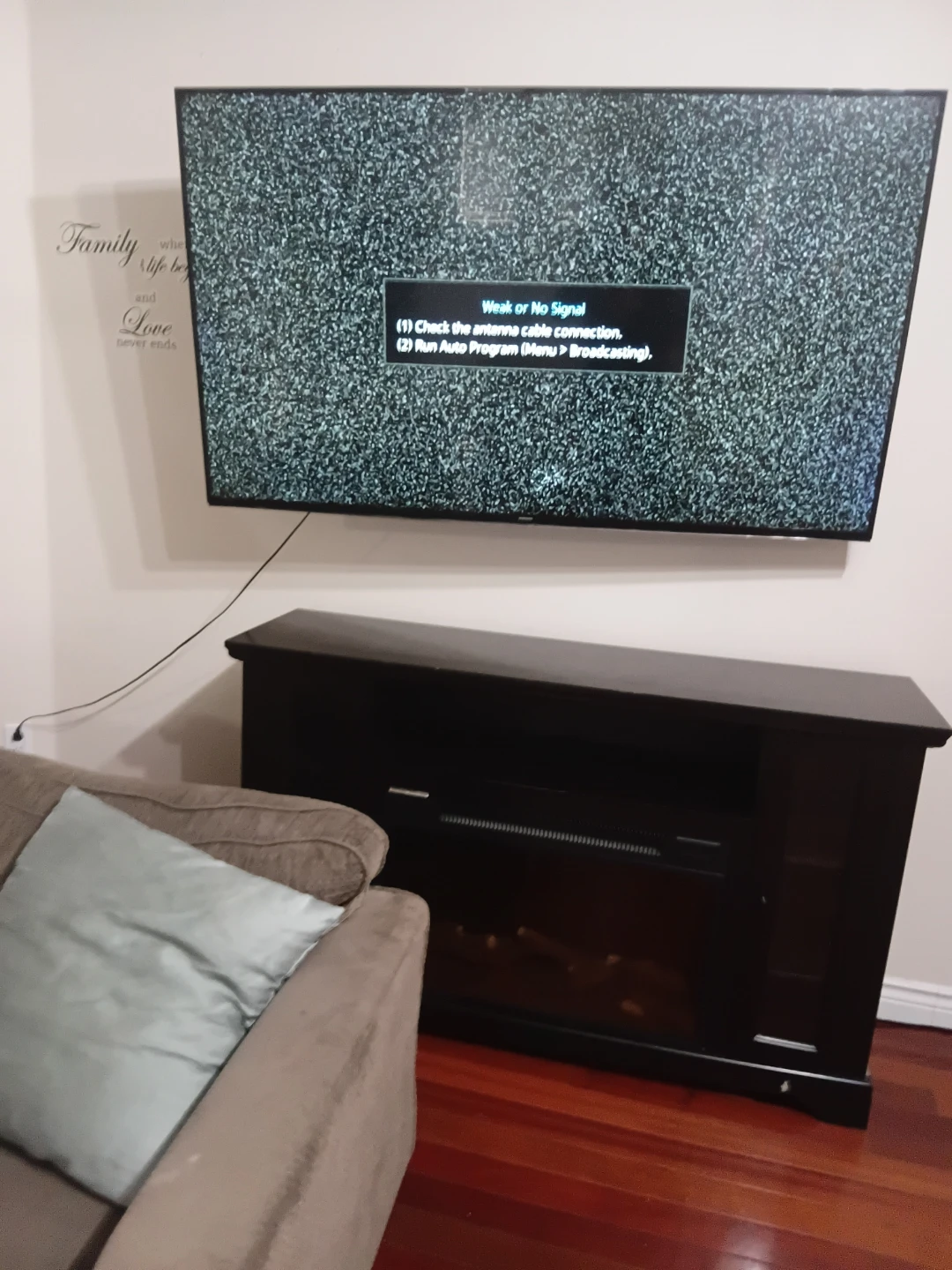 Samsung 65" UN65H6360AFXZC Smart TV