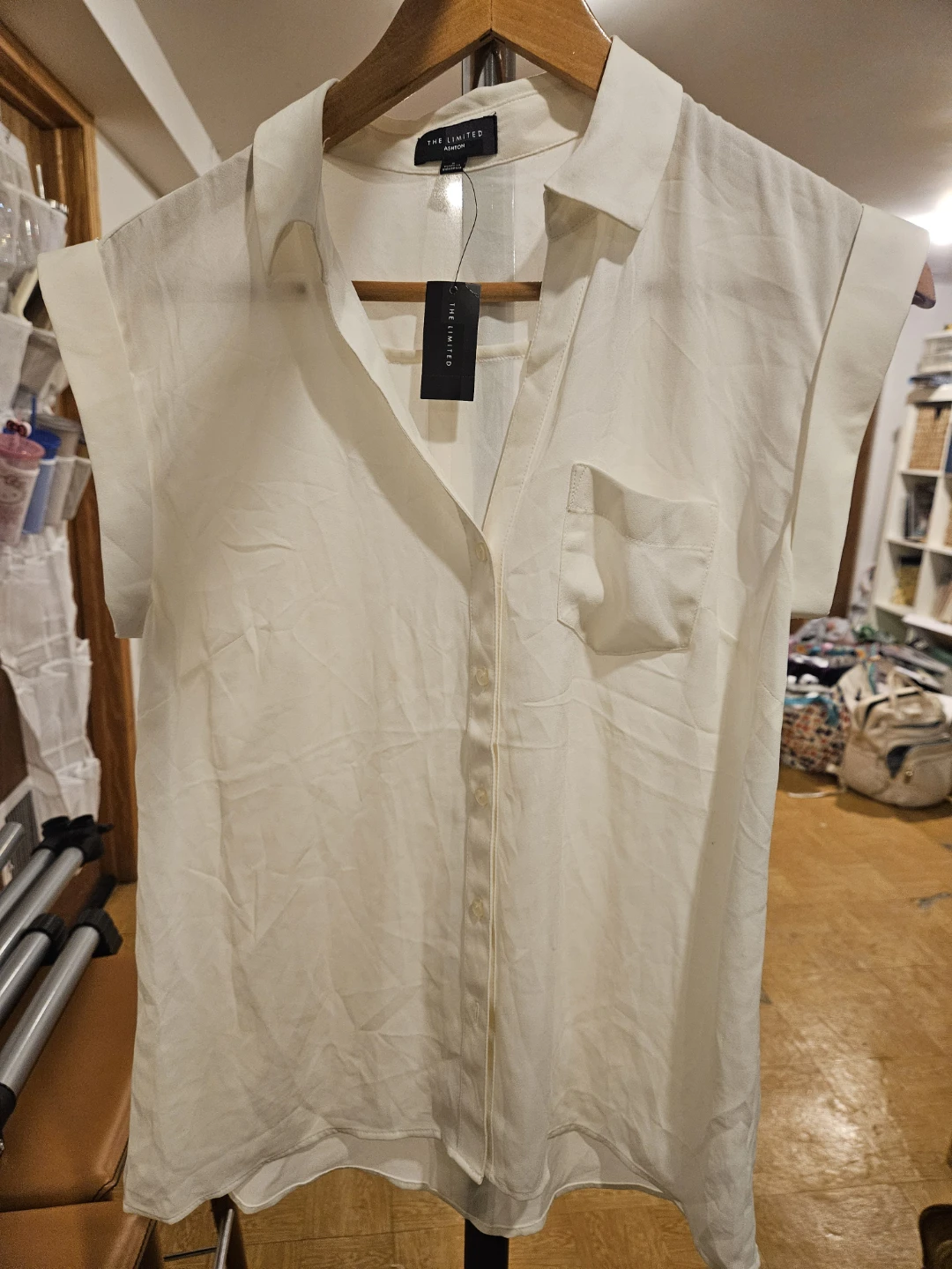 The Limited Ashton White Cap Sleeve Button Up Shirt Size S