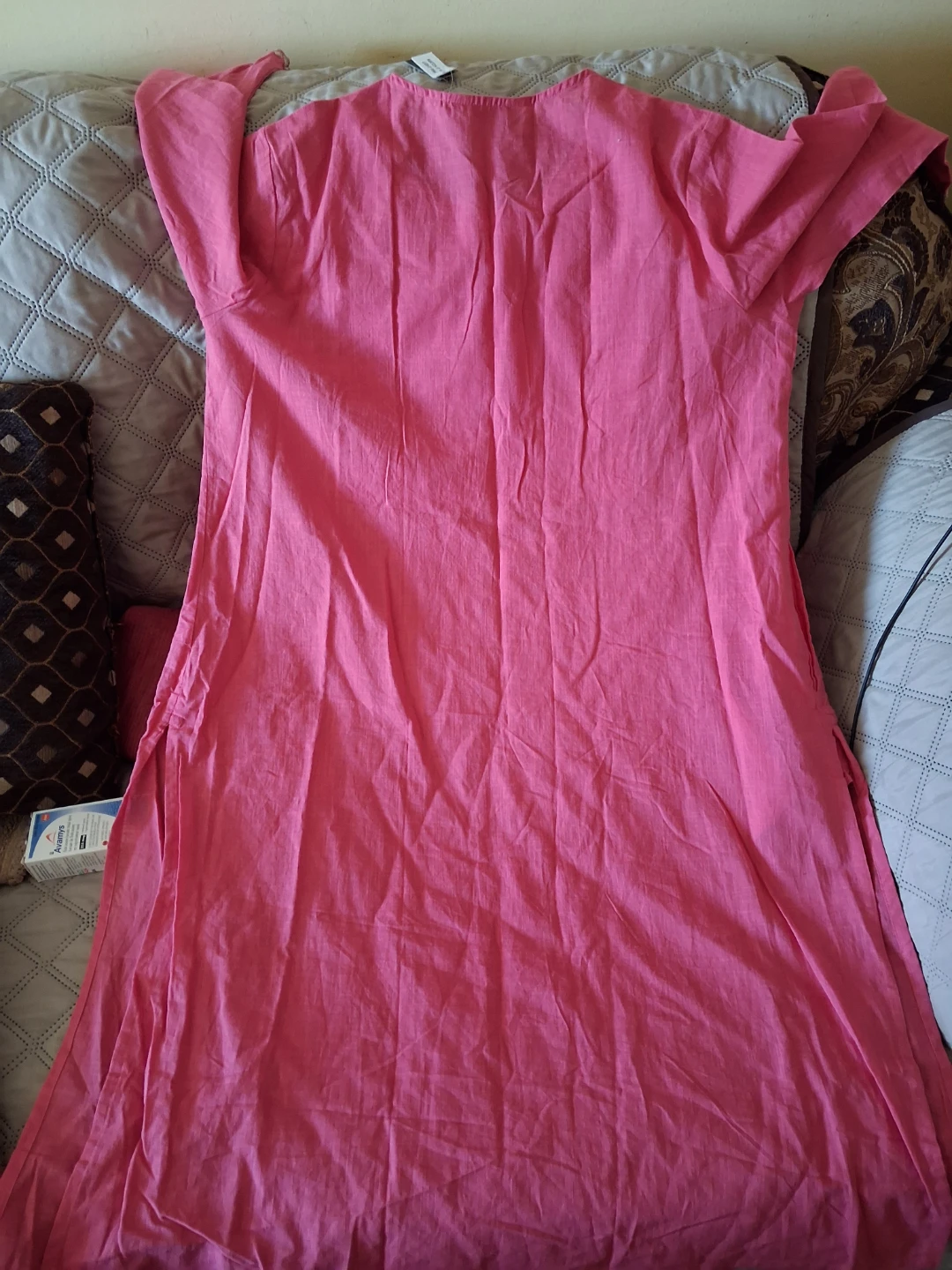 Pink Embroidered Kurti - photo 2