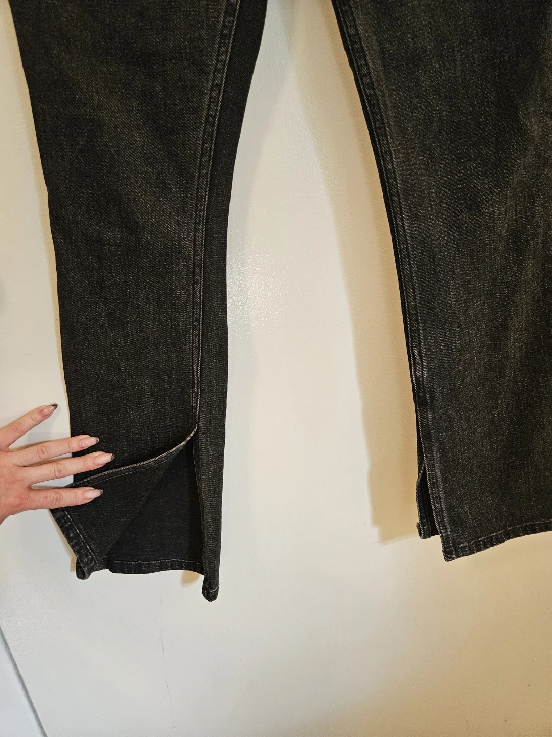 Abercrombie & Fitch The Skinny High Rise Jeans - photo 3