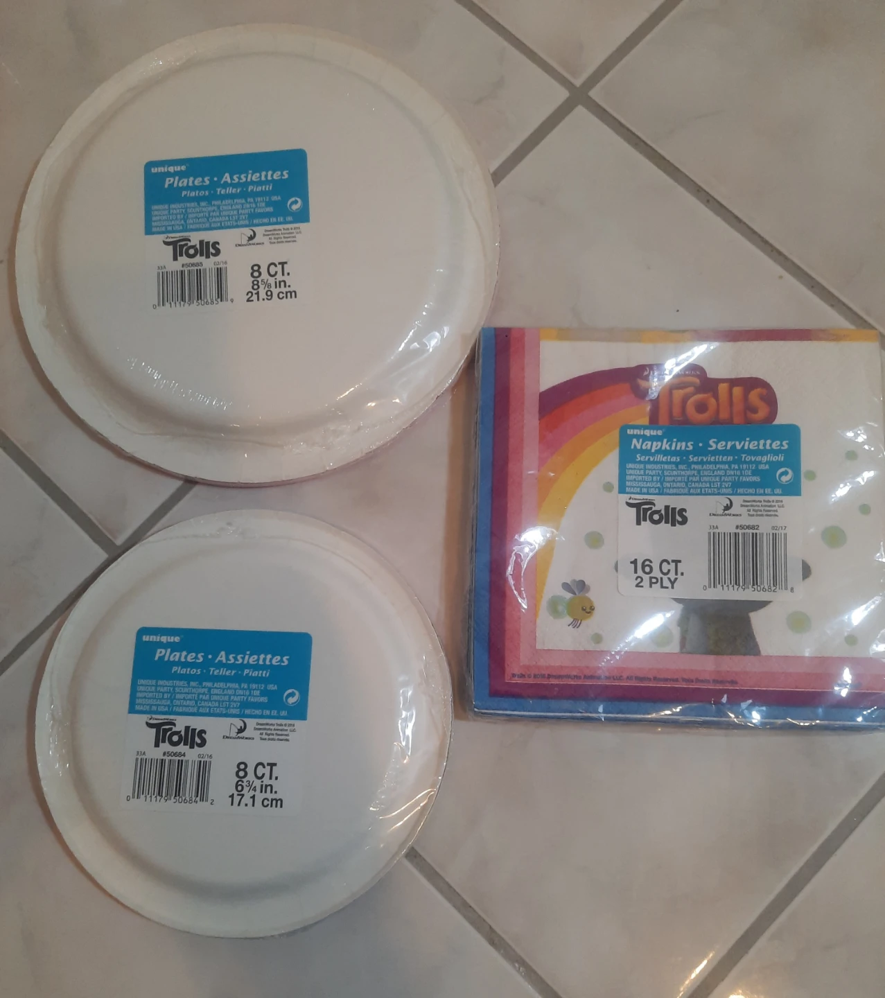Trolls Plates and Napkins Party Supplies Set🏆 - photo 2