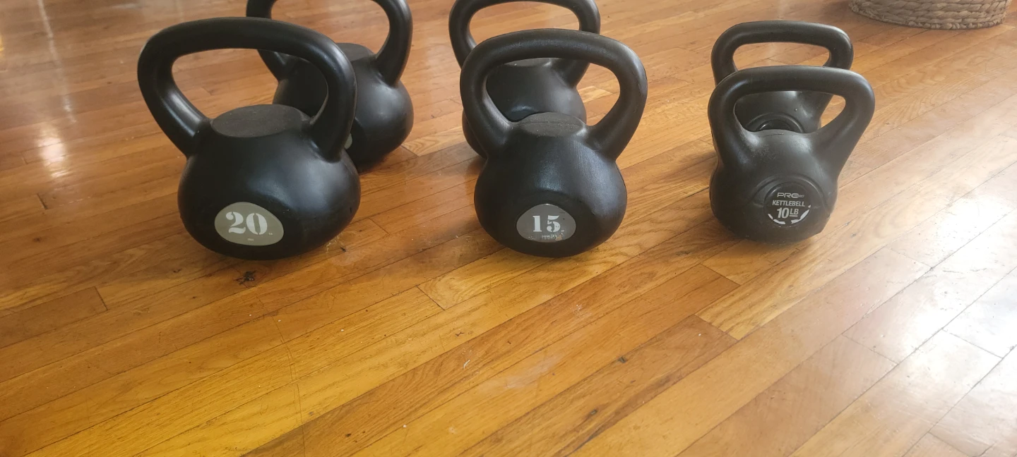 Fitness Kettlebells (20lb, 15lb, 10lb) - photo 2