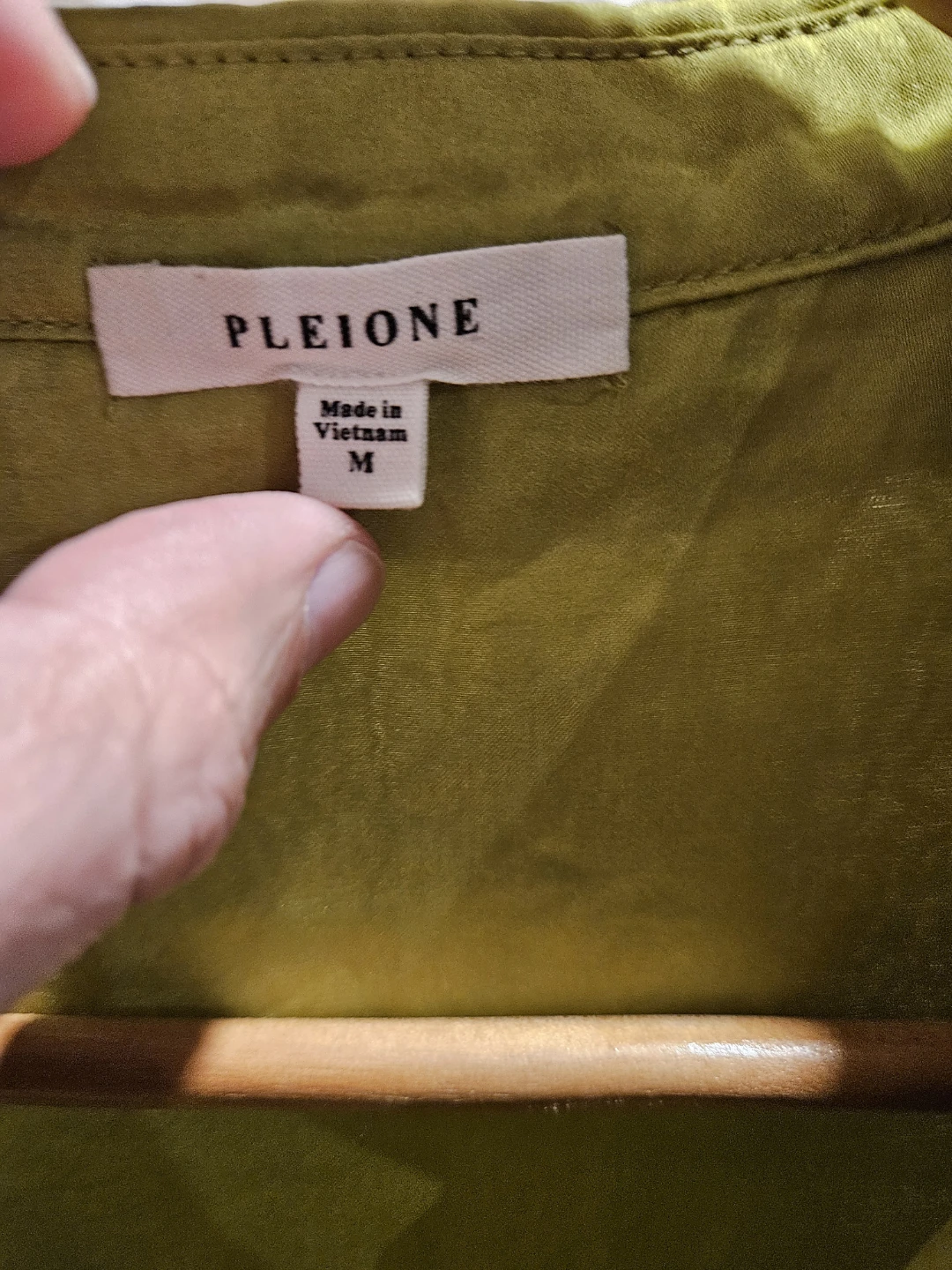 Pleione Women's Green Button-Up Shirt - Size M - photo 3