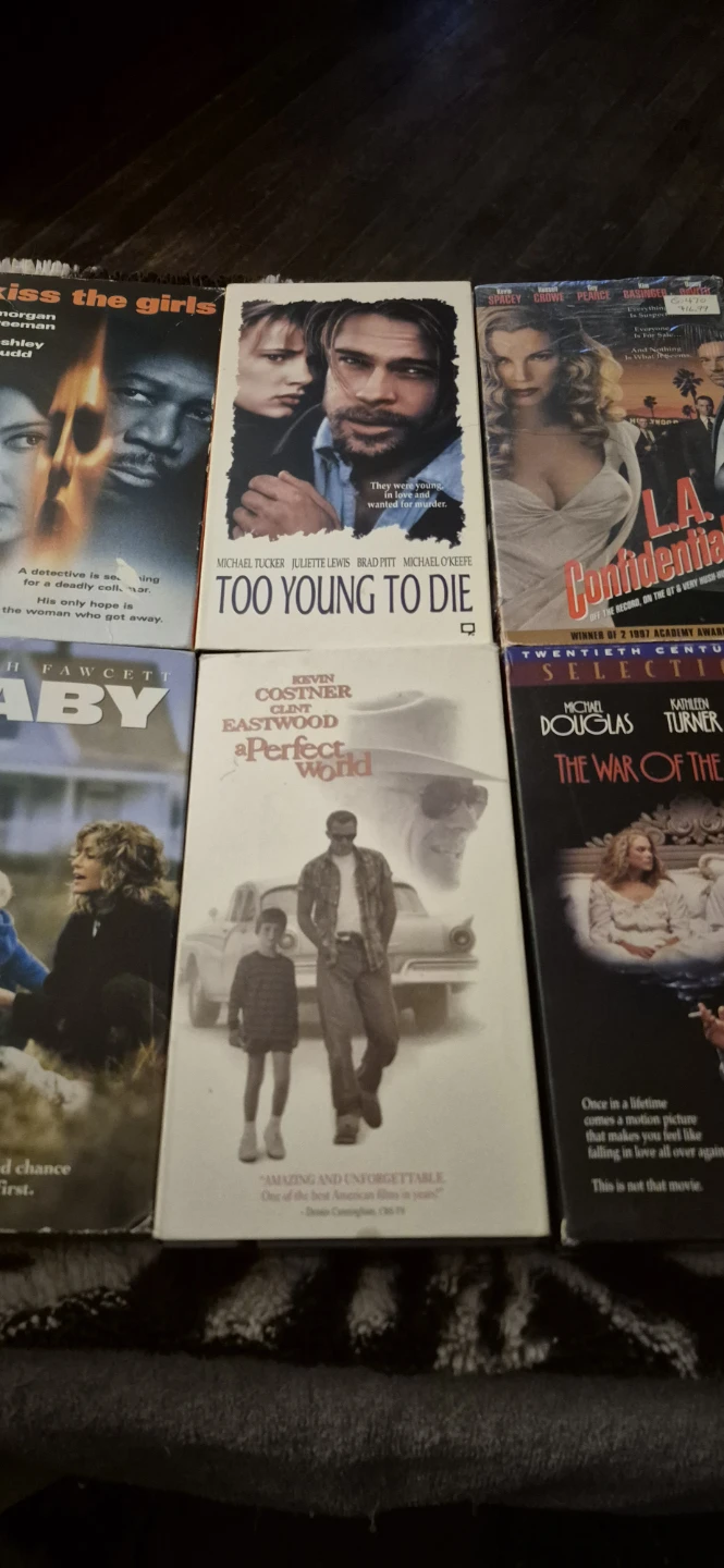 Assorted VHS Movies Collection - photo 2