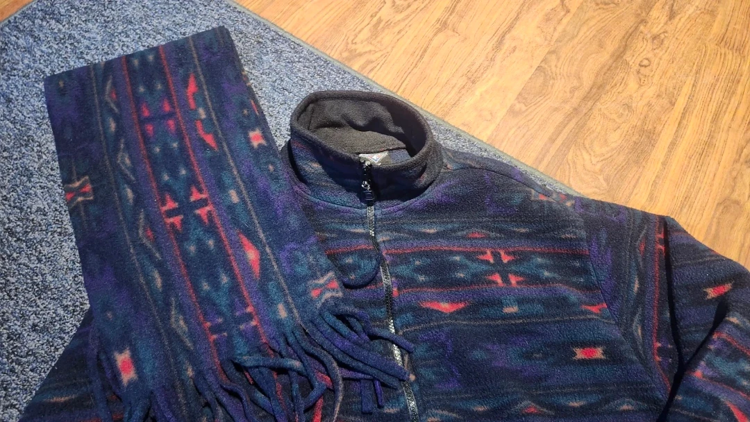 Vintage  Fleece Jacket & Scarf Set - photo 2