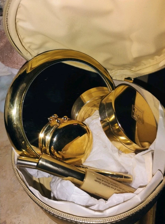 Estee Lauder Cosmetic Bag with Makeup Mirror and Compact - photo 4