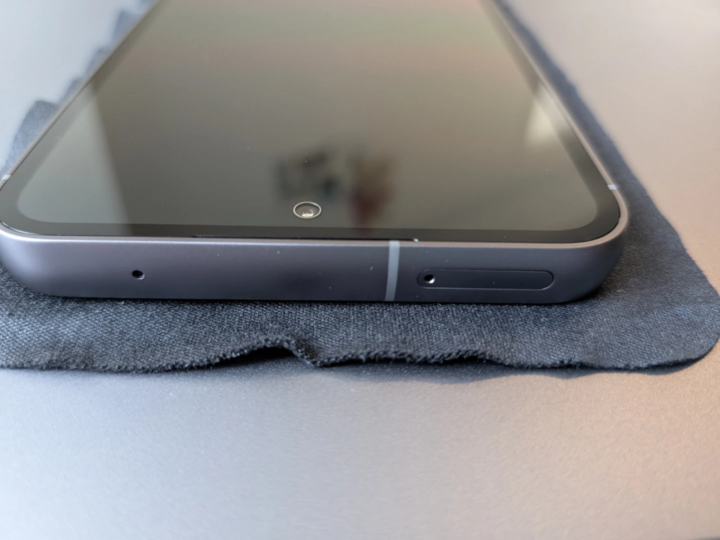 Samsung Galaxy S23 Fe - Graphite - photo 4