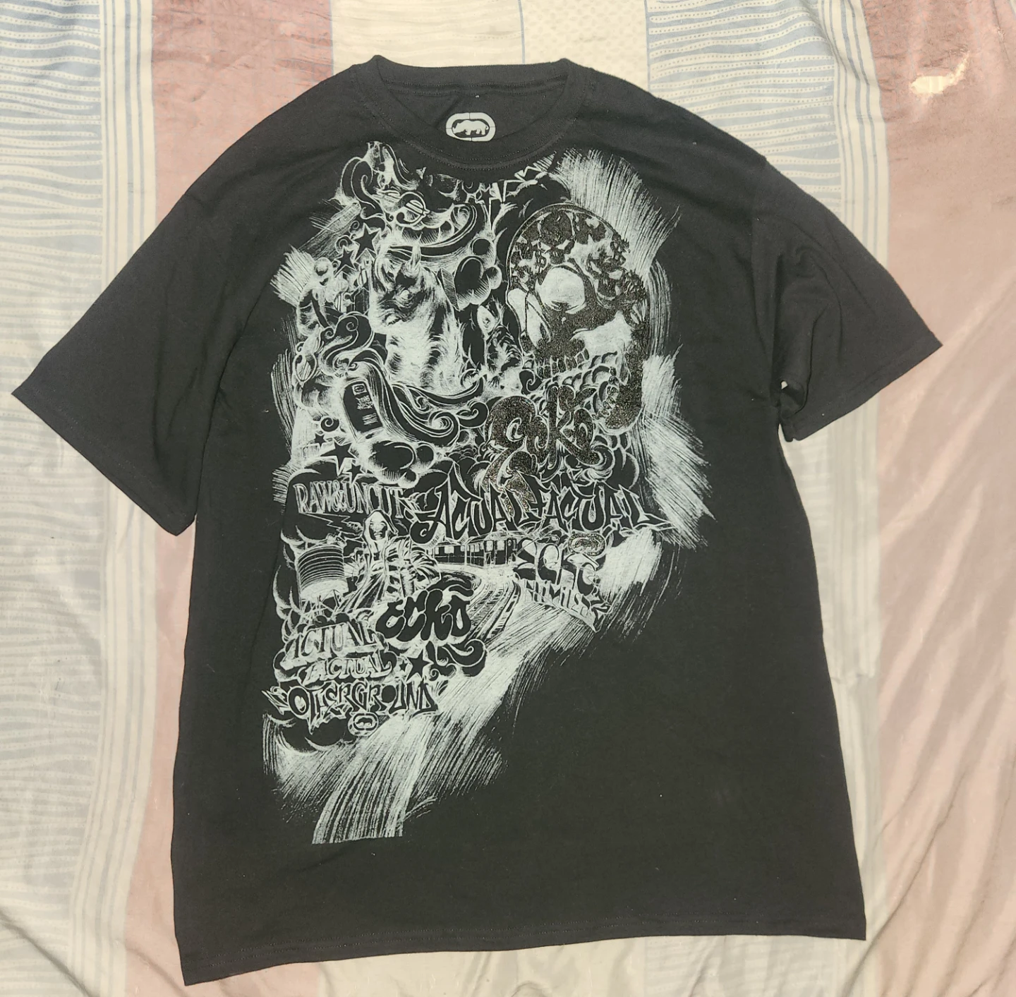 Ecko Unltd. Black Graphic T-Shirt Size L