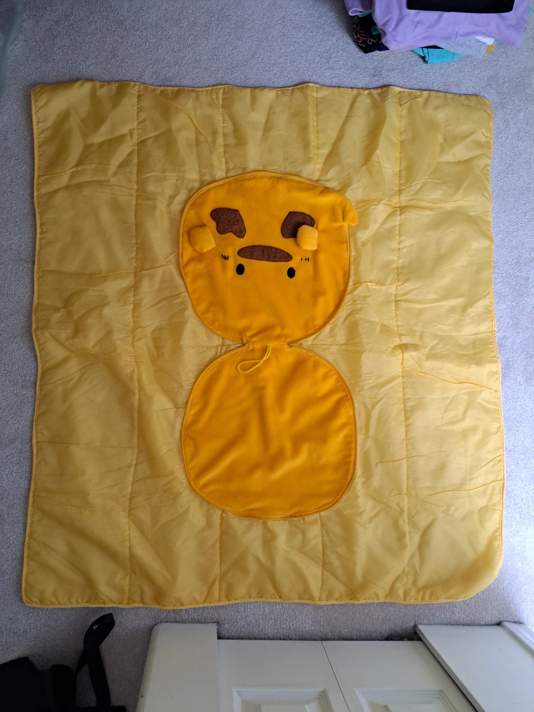 Yellow duckie pillow + blankie - photo 3