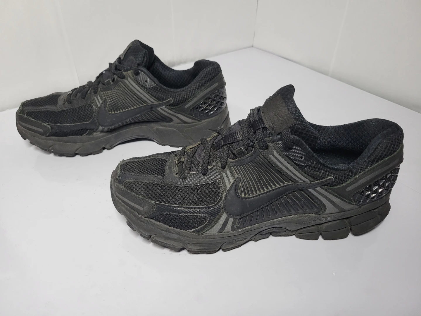 Nike Black Running Shoes, size 9,5 (52) - photo 4