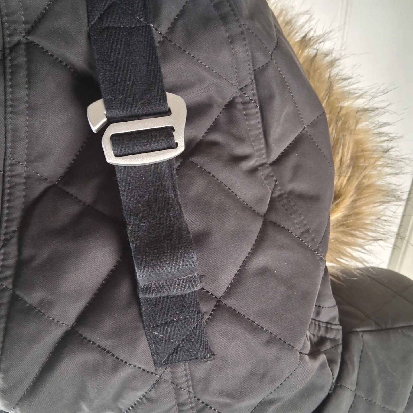 Burton dryride Parka Jacket with Faux Fur Hood - photo 4