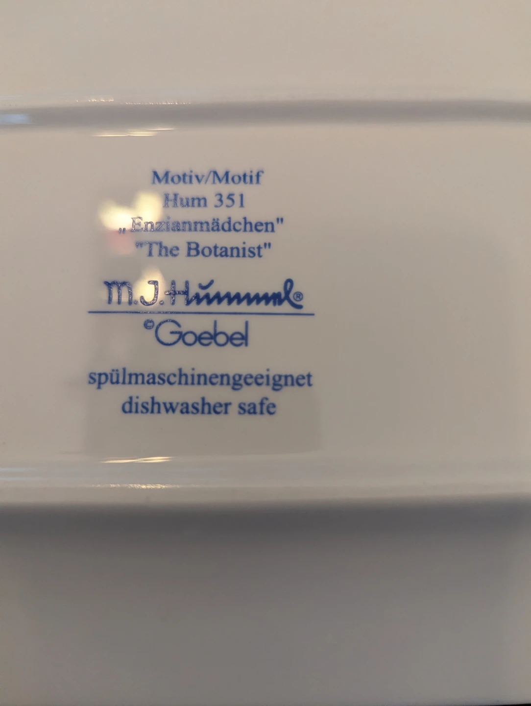 M.J. Hummel Oval Serving Platter - photo 3