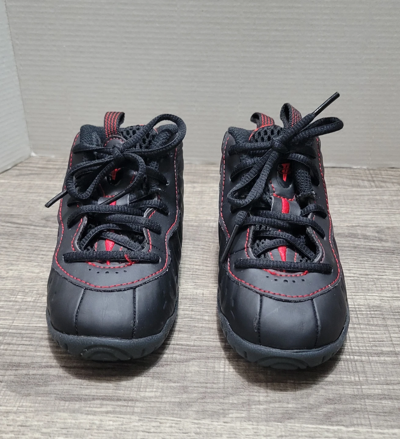 Nike Little Posite One Shoes Black Red Size 7C