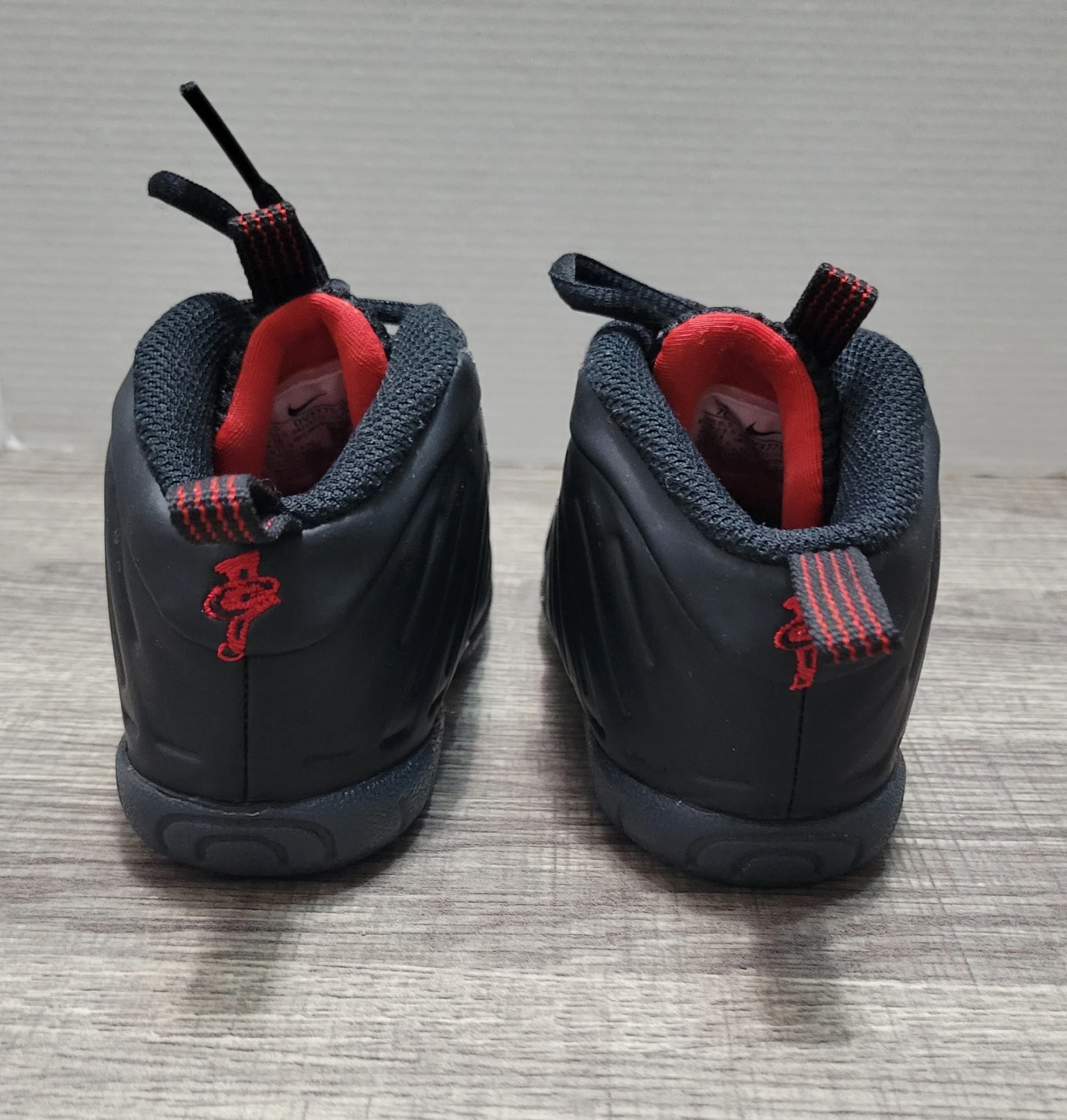 Nike Little Posite One Shoes Black Red Size 7C - photo 5