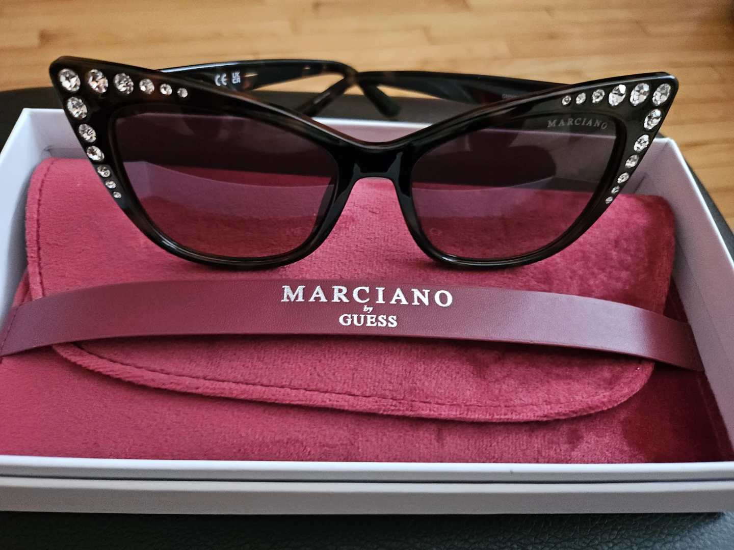 Marciano by Guess Women's Cat Eye Sunglasses with Crystals - photo 2