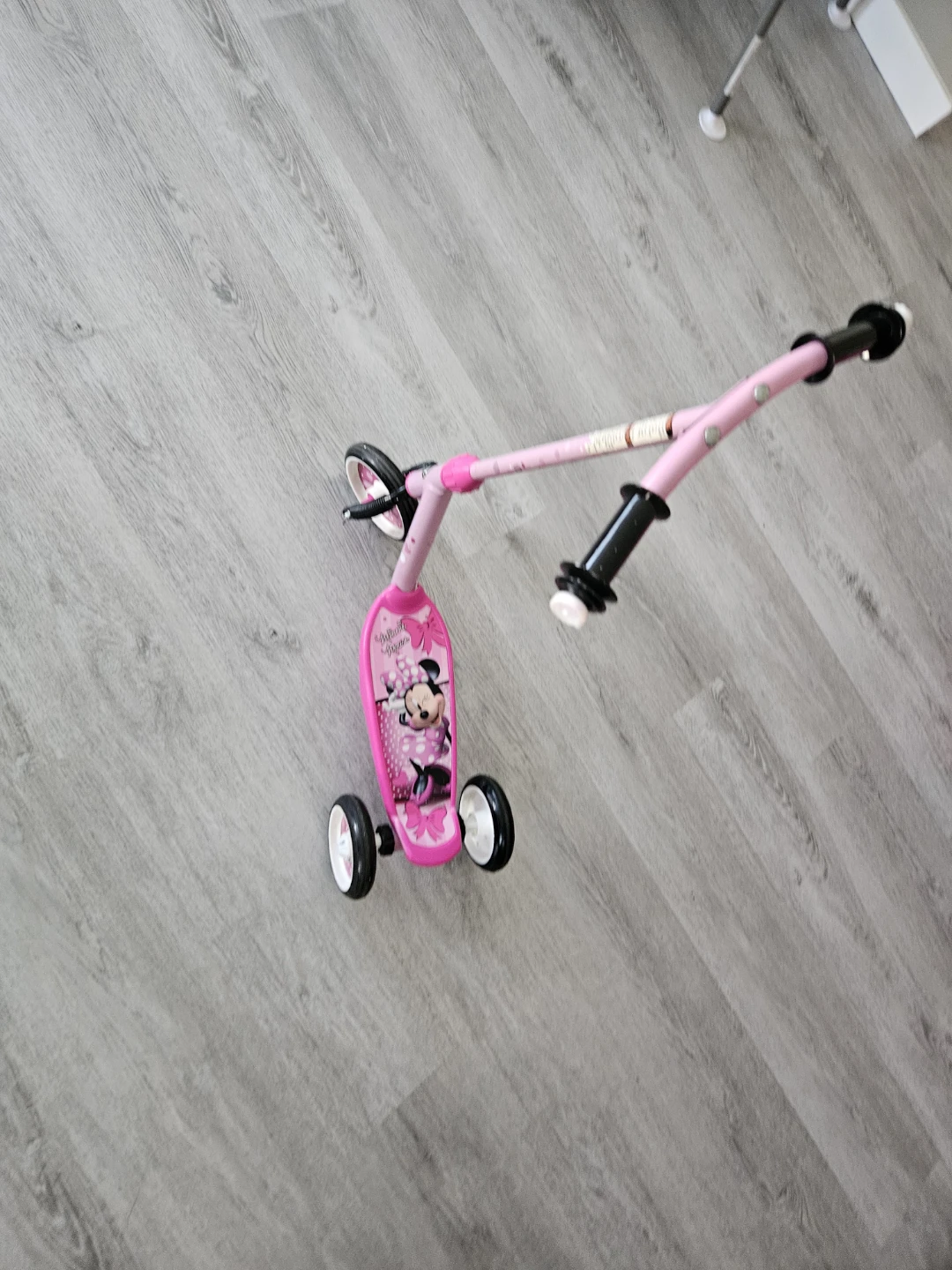Pink Minnie Mouse 3-Wheel Scooter for Kids - photo 4