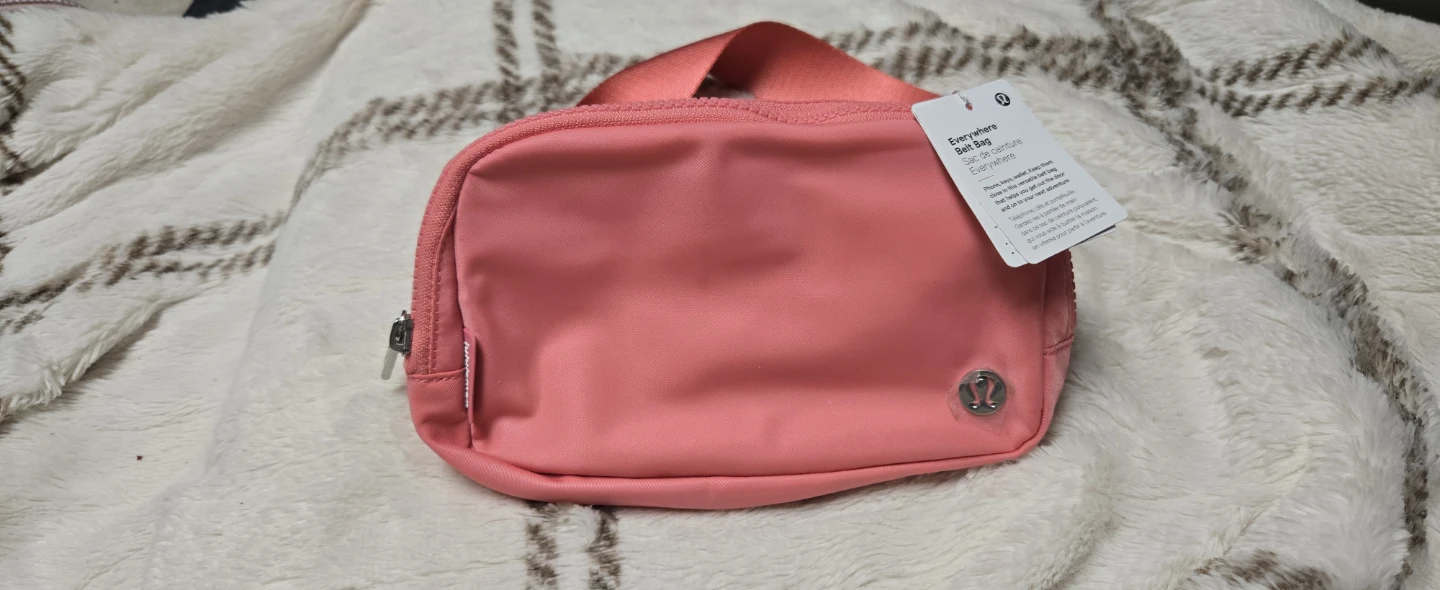 Lululemon Everywhere Belt Bag - Sakura Pink - photo 2