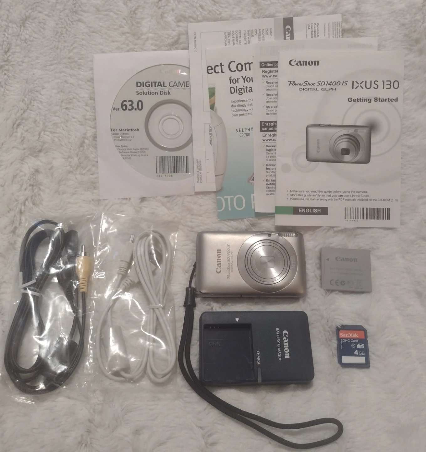 Canon PowerShot Digital ELPH SD1400 IS Digital Camera - Silver