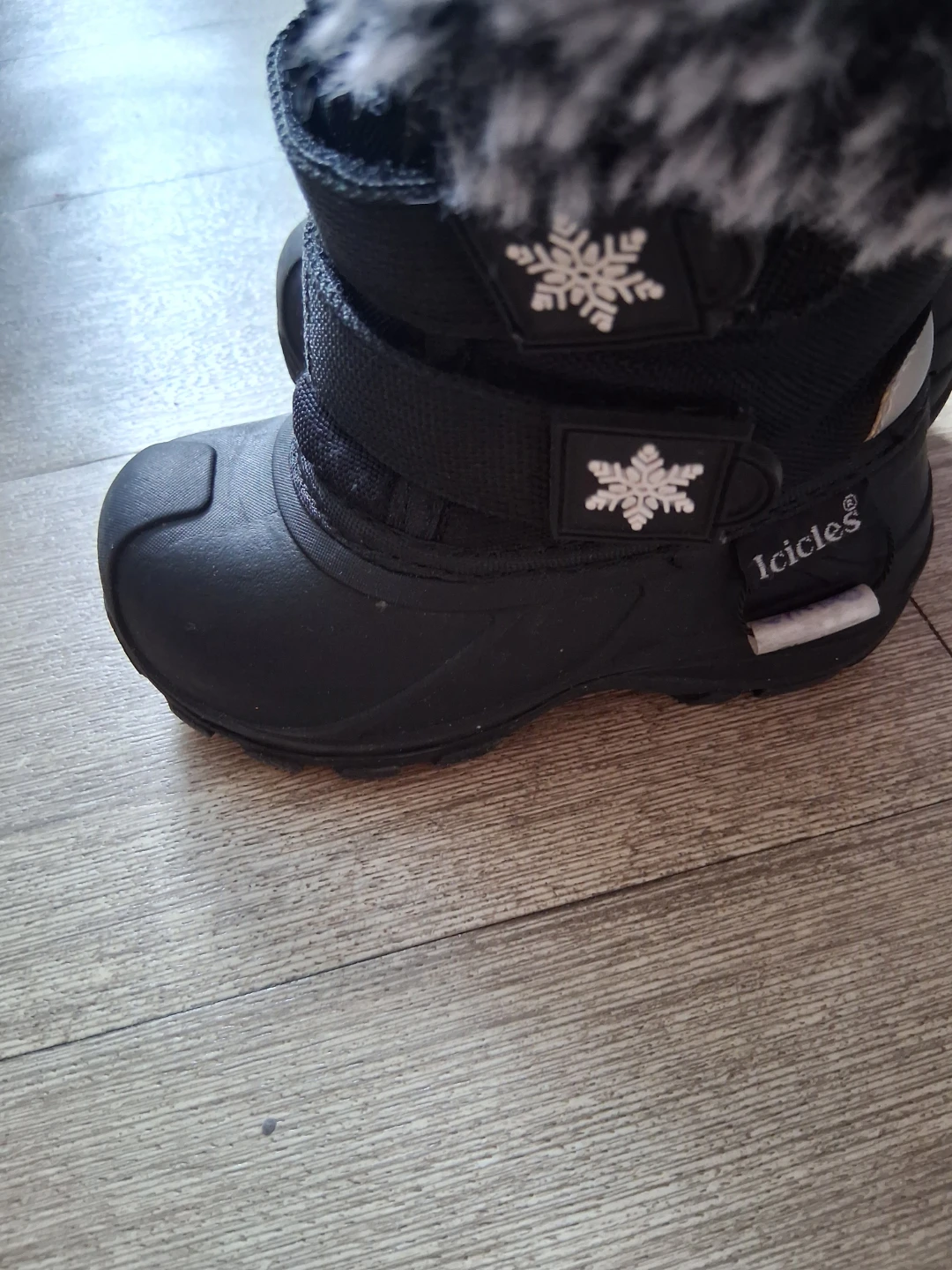 Icicles Snowflakes Black Winter Boots Size 6 - photo 2