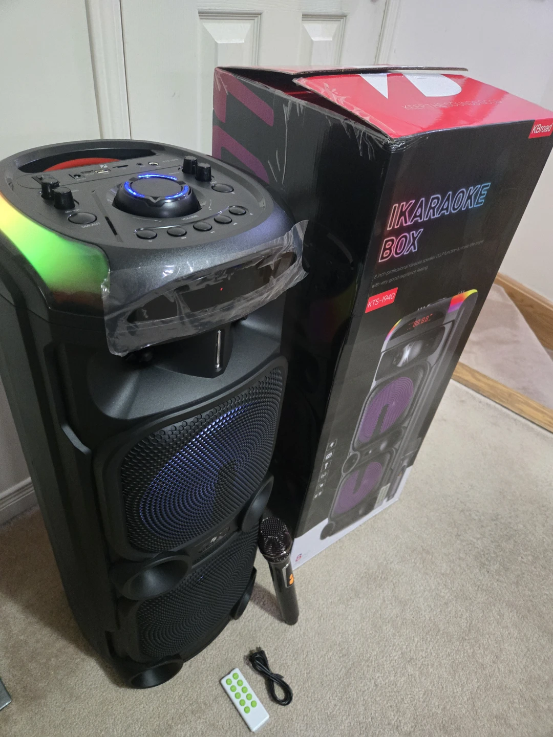 New 30" Big Party Wireless Bluetooth speaker with Wireless mic